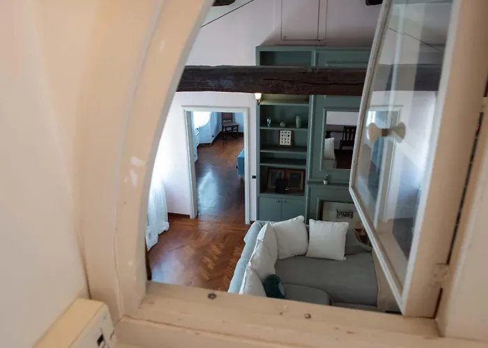 Aria's Historic Trastevere Appartamento Roma